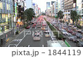 夕暮れ時の青山通り 1844119