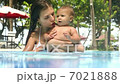 Leisure in water      7021888