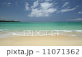 沖縄の海 11071362