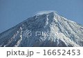 富士山と笠雲のアップのタイムラプス 16652453
