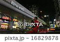 Night view of Roppongi intersection Interval shooting 16829878