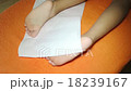 Ultrasound therapy on the leg boys  18239167