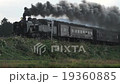 蒸気機関車　紅葉の只見線　登坂 19360885
