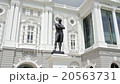 ラッフルズ卿　ビクトリアメモリアルホールにて 20563731