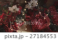 Christmas lights intermittent in a Christmas marke 27184553