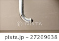 節水イメージ・蛇口からゆっくりぽたぽた32秒・縦位置 27269638