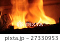 暖炉の炎 27330953