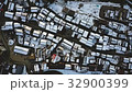 [航空拍攝]從天空俯視下雪的城市拍攝的材料 32900399