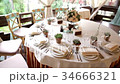 Table layout at a wedding reception 34666321
