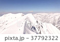 冬の谷川岳　空撮　主稜線の遠望 37792322