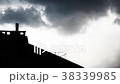 a heavy downpour goes in the summer in the city 38339985