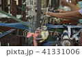 weaving silk from hand weaving machine 41331006