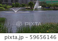 噴泉灑在湖邊 59656146