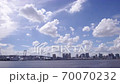 東京の空に浮かぶ雲 70070232