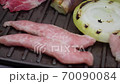 焼肉イメージ、ジュージュー音あり 70090084