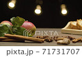 Apples with leaves and spices 71731707