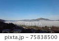 大分県湯布院朝霧 75838500