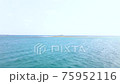 沖縄の海　ドローン空撮 75952116