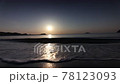 水平線と砂浜 78123093