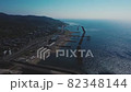 空撮　天領の里と夕凪の橋　新潟県出雲崎町　青い海と空 82348144