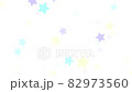 【ループ可能】回転しながら上昇する星の背景素材_白背景・パープル＆ブルーグリーン 82973560