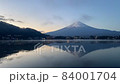 Upside down Fuji Time Laps from Lake Kawaguchi like a mirror 84001704