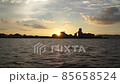 Video scenery of the setting sun and the coast 85658524