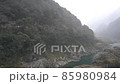 從路邊車站大步危看到的吉野川的雪景[德島縣三好市] 85980984