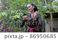 Javanese dancer showing her dancing pose 86950685