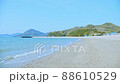 The beach and the blue sky where the waves hit the beach in the Seto Inland Sea 88610529