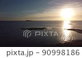 穏やかな海面を撮影 90998186
