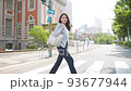 通勤上班的女商人 93677944
