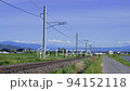 5月下旬 大糸線を走る211系普通電車 安曇沓掛駅から信濃常盤駅間 94152118