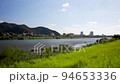 川と草木と山 美しい風景 94653336