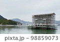 建造中的宮島鳥居 98859073