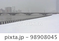 雪中的信濃川沿岸風光 98908045