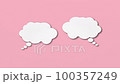 speech bubble paper Stop motion set on pink paper background. 100357249