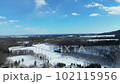 日本の北海道の帯広の雪景色をドローン空撮 102115956