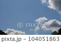 雲の流れ タイムラプス 104051863