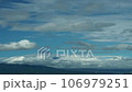 富士山と雲 106979251