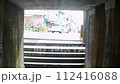 階段から見える道路 112416088