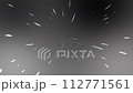 放射線　集中線　黒背景に白 112771561