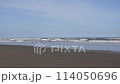 Waves crashing on the shore of Kujukuri Coast (panoramic view) 114050696