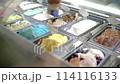 ジェラートショップのショーケース 114116133