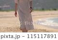 女模特，沖繩美麗的海灘，碧海藍天 115117891