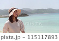 女模特，沖繩美麗的海灘，碧海藍天 115117893