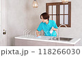 キッチンを掃除する家事代行サービスの女性 118266030