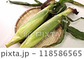 Unhulled corn 118586565