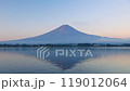 Lake Kawaguchi, Yamanashi - A spectacular view of Mt. Fuji at dawn 119012064