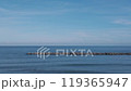 穏やかな青空と東北の海の風景 119365947